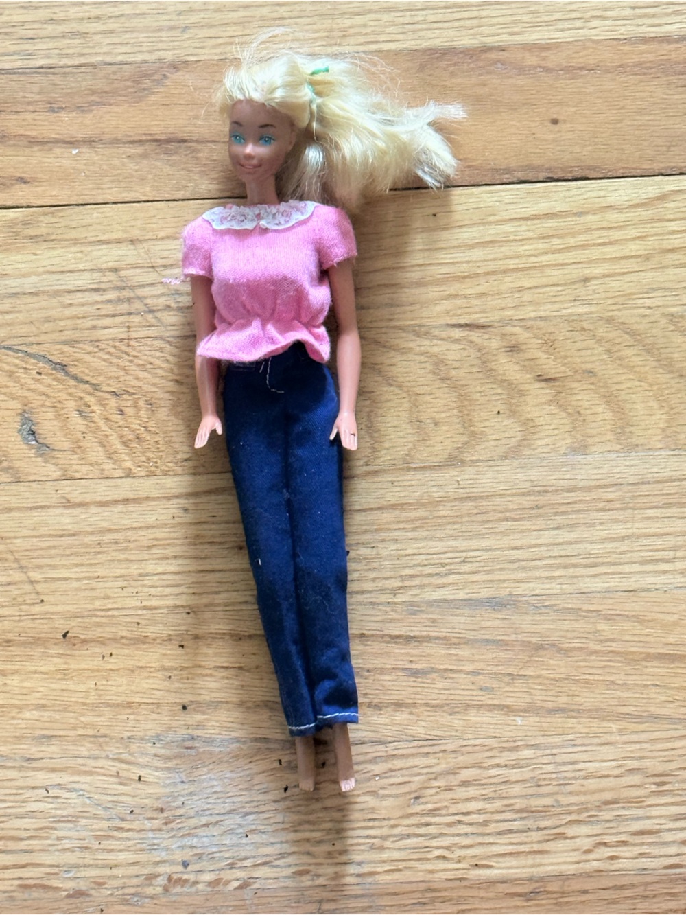 Vintage Mattel Barbie Doll Early 1980s GREAT condition in Jordache Jeans